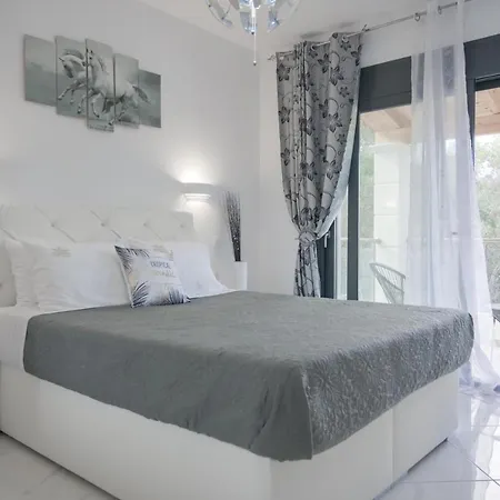 Diamond Luxury Corfu *