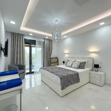 Diamond Luxury Corfu *